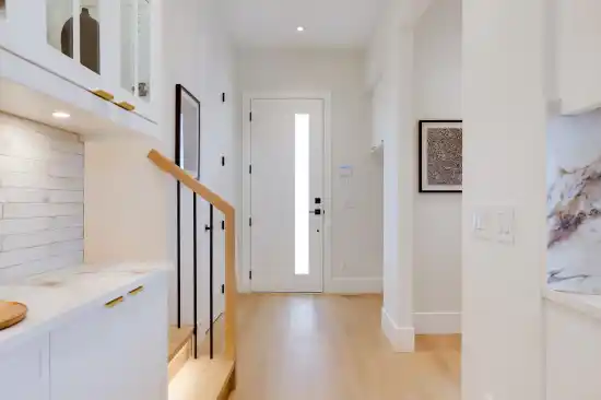 20537 75a Avenue - photo 2 of 2
