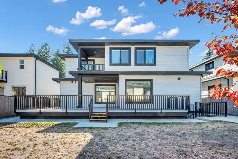 20235 27 AVENUE - photo 3 of 40