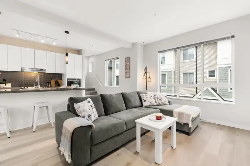 78 8138 204 STREET - photo 2 of 29