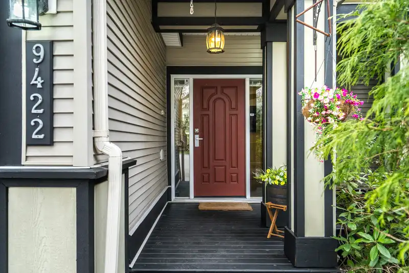 9422 216A STREET - photo 2 of 39