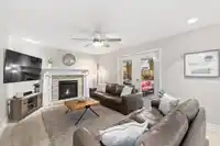 20964 93B PLACE - thumbnail 4