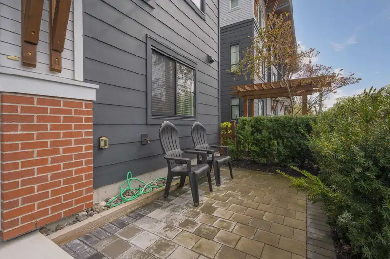 6 22128 48A AVENUE - photo 3 of 38