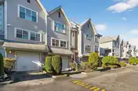 35 2450 HAWTHORNE AVENUE - thumbnail 1