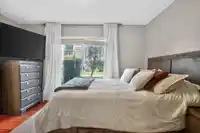 35 2450 HAWTHORNE AVENUE - thumbnail 23