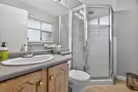 35 2450 HAWTHORNE AVENUE - thumbnail 25