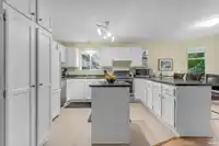 205 1140 CASTLE CRESCENT - thumbnail 13