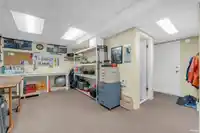 205 1140 CASTLE CRESCENT - thumbnail 31