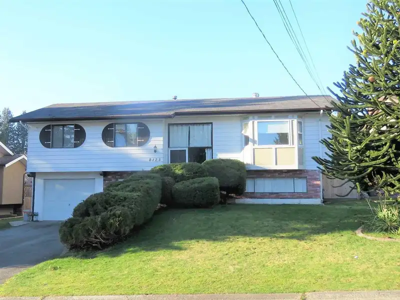 8123 SUMAC PLACE - photo 1 of 1