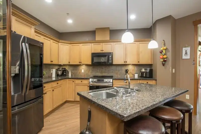 28 24185 106B AVENUE - photo 3 of 33