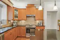 18045 70A AVENUE - thumbnail 5