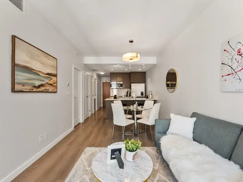 711 8628 HAZELBRIDGE WAY - photo 3 of 28