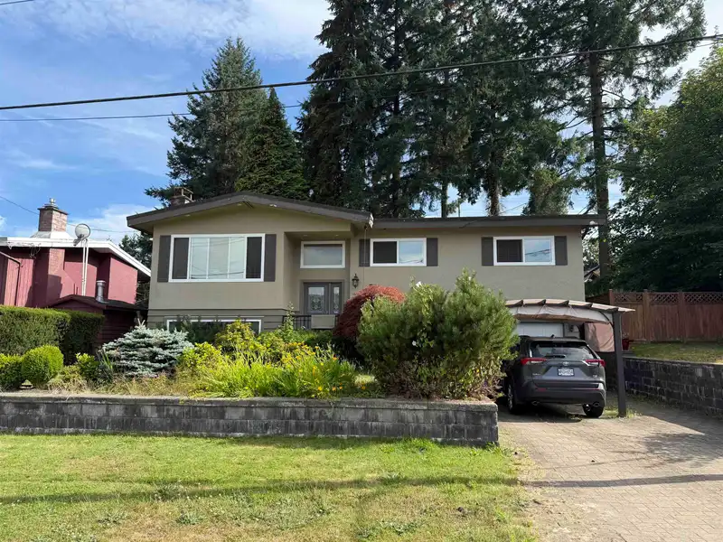738 ELLICE AVENUE - photo 1 of 1