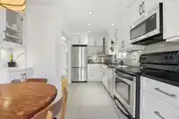 375 E 28TH AVENUE - thumbnail 9