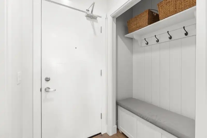 312 20175 53 AVENUE - photo 4 of 35