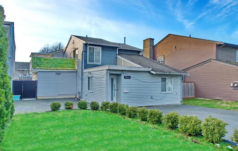 7681 125 STREET - photo 1 of 35