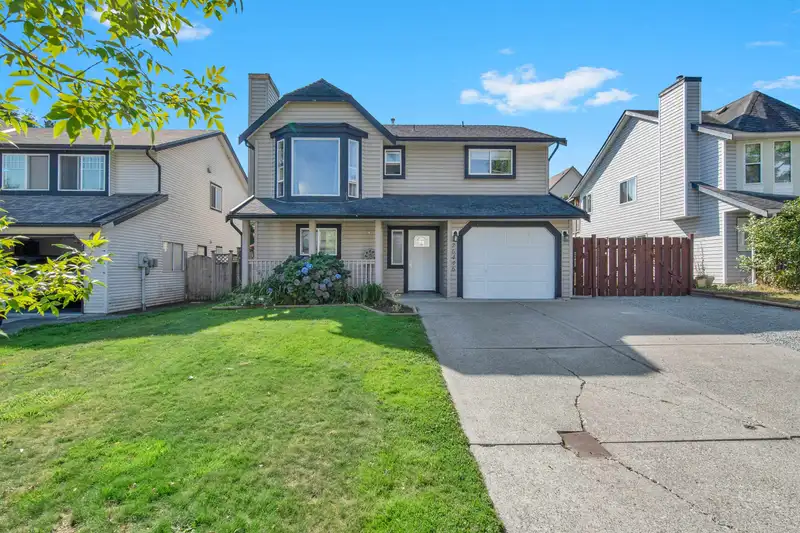 26446 32A AVENUE - photo 1 of 37