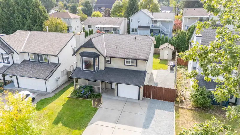 26446 32A AVENUE - photo 3 of 37