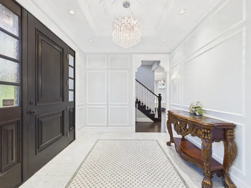 738 W 54TH AVENUE - photo 4 of 35