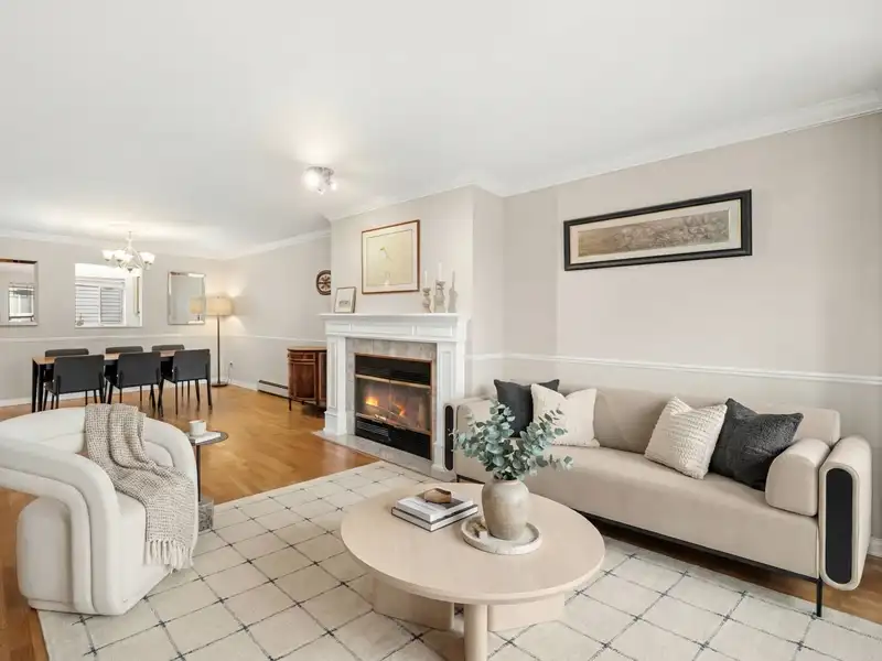 8 4965 47 AVENUE - photo 1 of 40