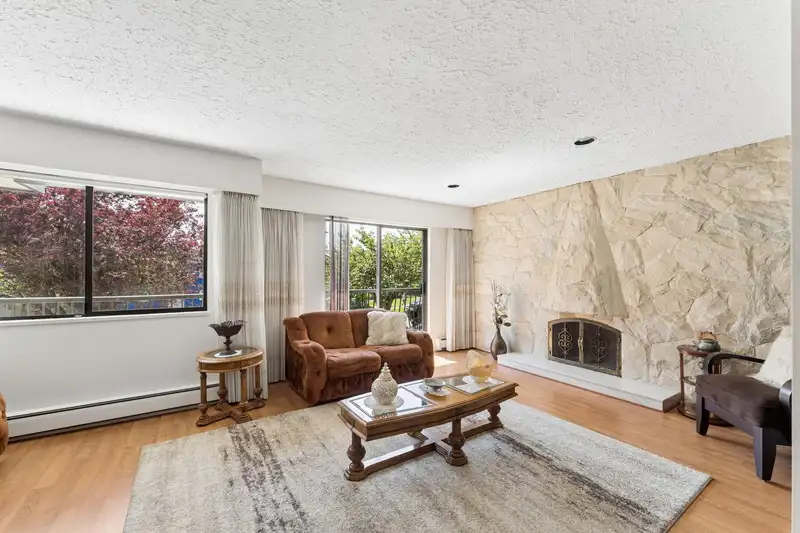 2581 E 3RD AVENUE - photo 3 of 39