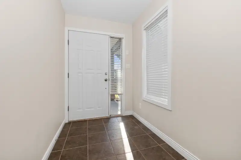 46151 THIRD AVENUE - photo 4 of 37