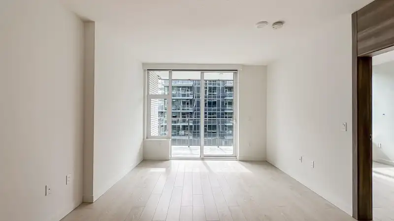 886 8671 HAZELBRIDGE WAY - photo 3 of 18
