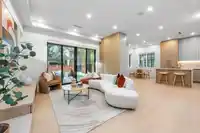 2136 E 10TH AVENUE - thumbnail 20