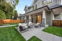2136 E 10TH AVENUE - thumbnail 23