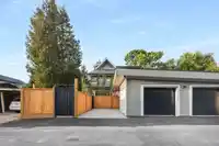 2136 E 10TH AVENUE - thumbnail 30