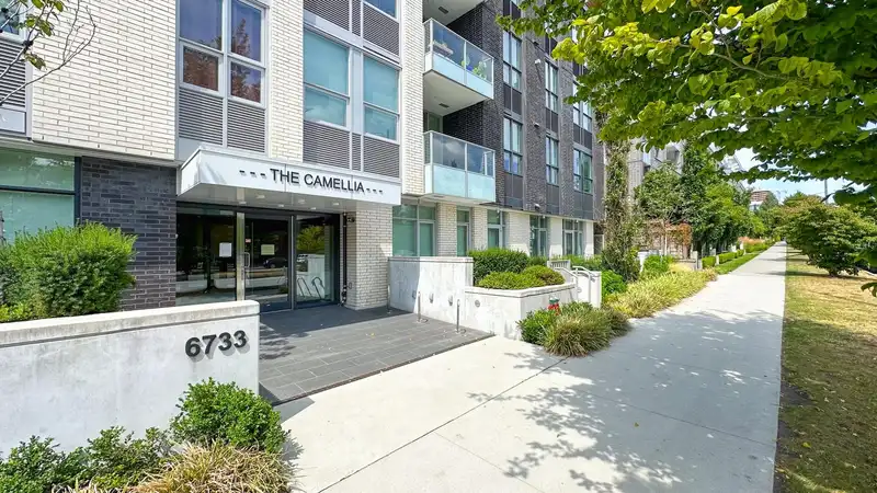 308 6733 CAMBIE STREET - photo 4 of 29