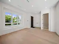 1 3786 PETER STREET - thumbnail 4