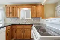 5111 PANDORA STREET - thumbnail 11