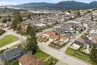5111 PANDORA STREET - thumbnail 37