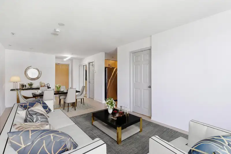 2705 63 KEEFER PLACE - photo 4 of 17