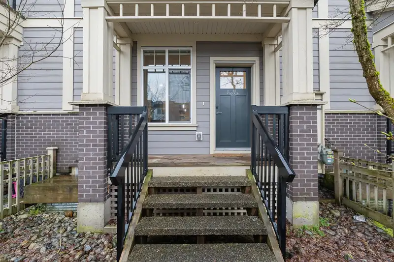 20362 84 AVENUE - photo 3 of 38