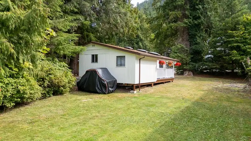 5223 WESJAC ROAD - photo 1 of 29