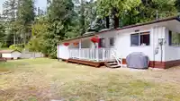 5223 WESJAC ROAD - thumbnail 3