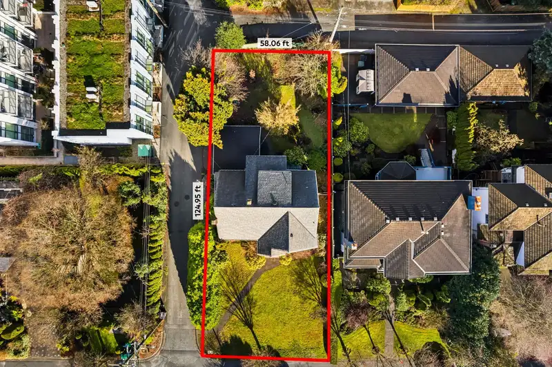 475 W 27TH AVENUE - photo 1 of 29