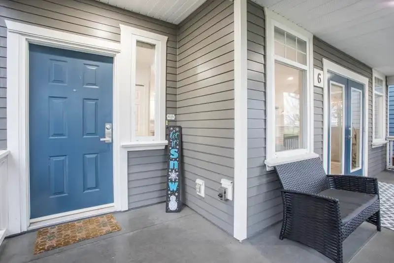 6 13160 PRINCESS STREET - photo 2 of 31