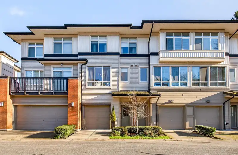 59 1125 KENSAL PLACE - photo 1 of 39