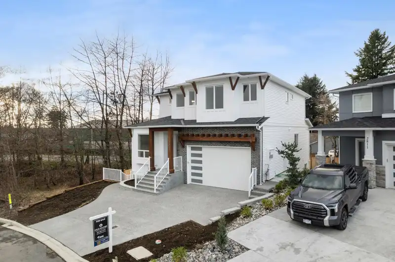 2807 PLATFORM CRESCENT - photo 2 of 40