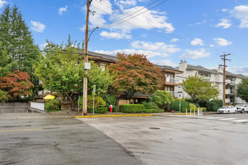 301 11957 223 STREET - photo 1 of 24