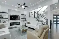 11482 86A AVENUE - thumbnail 3