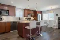 233 1840 160 STREET - thumbnail 7