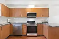 136 935 EWEN AVENUE - thumbnail 6