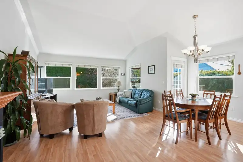 2524 268 STREET - photo 3 of 40