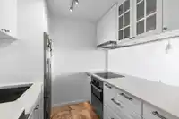 1402 1995 BEACH AVENUE - thumbnail 9