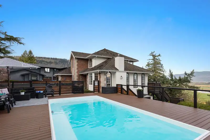 35993 EAGLECREST PLACE - photo 1 of 40
