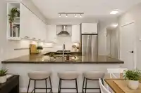204 1273 MARINE DRIVE - thumbnail 6