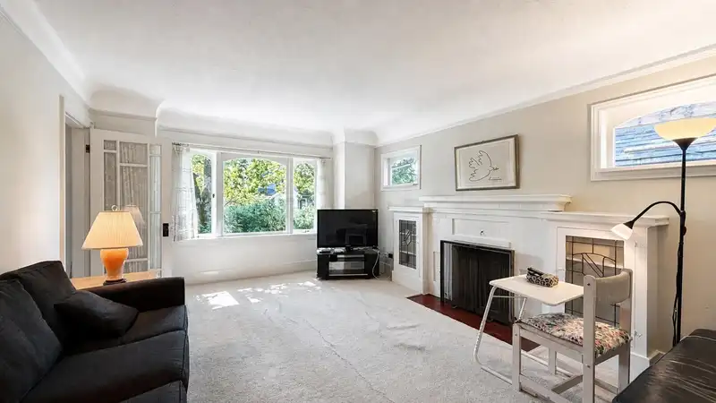 3847 W 23RD AVENUE - photo 3 of 25